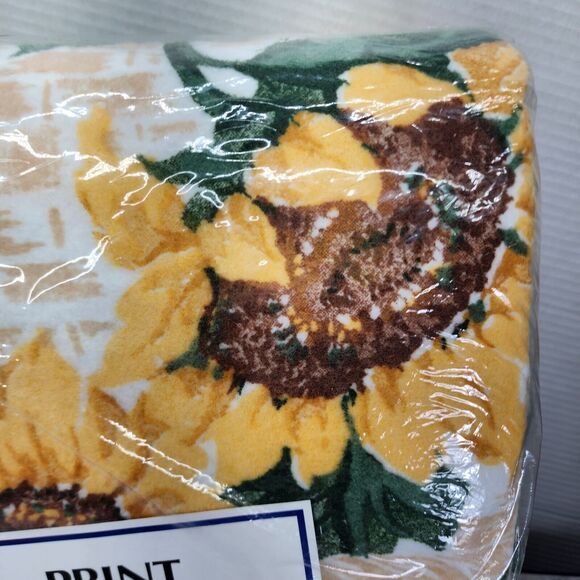 Vintage Basics Floral Print Blanket King / Queen Size Owen Basics 102" X 90" NEW - Picture 7 of 11